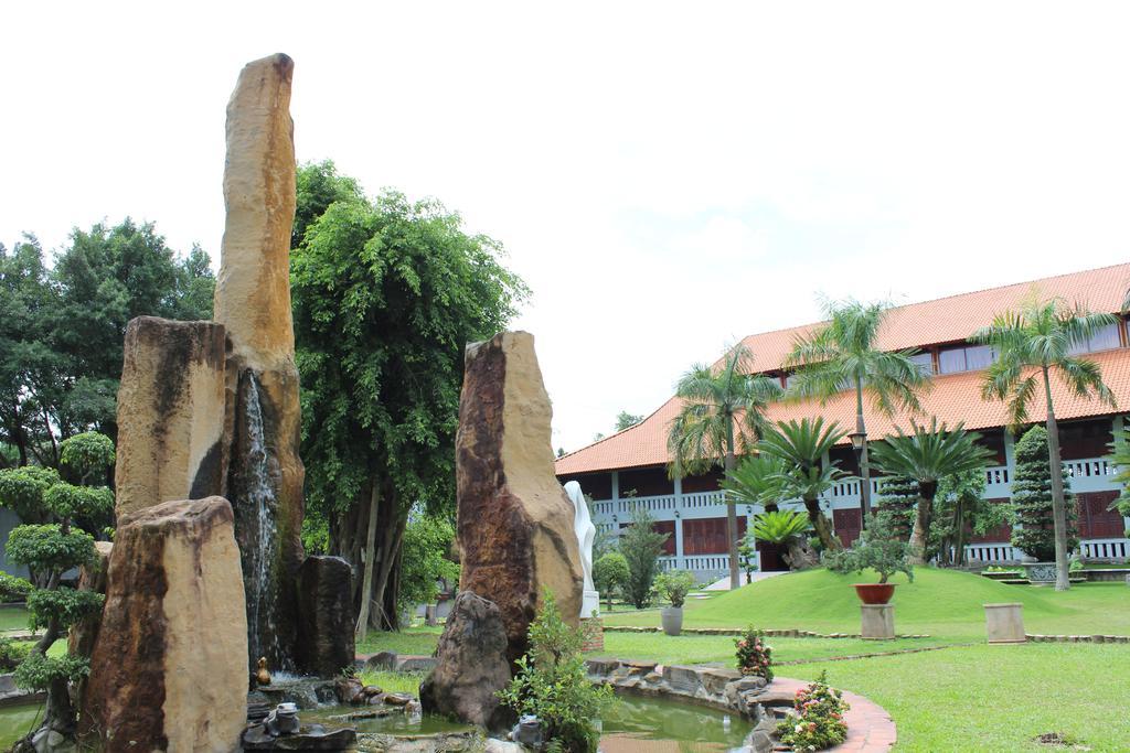 Saigon Park Resort Thuan An Εξωτερικό φωτογραφία