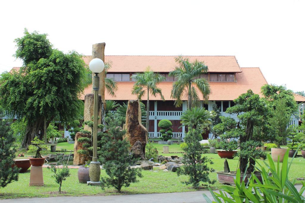Saigon Park Resort Thuan An Εξωτερικό φωτογραφία