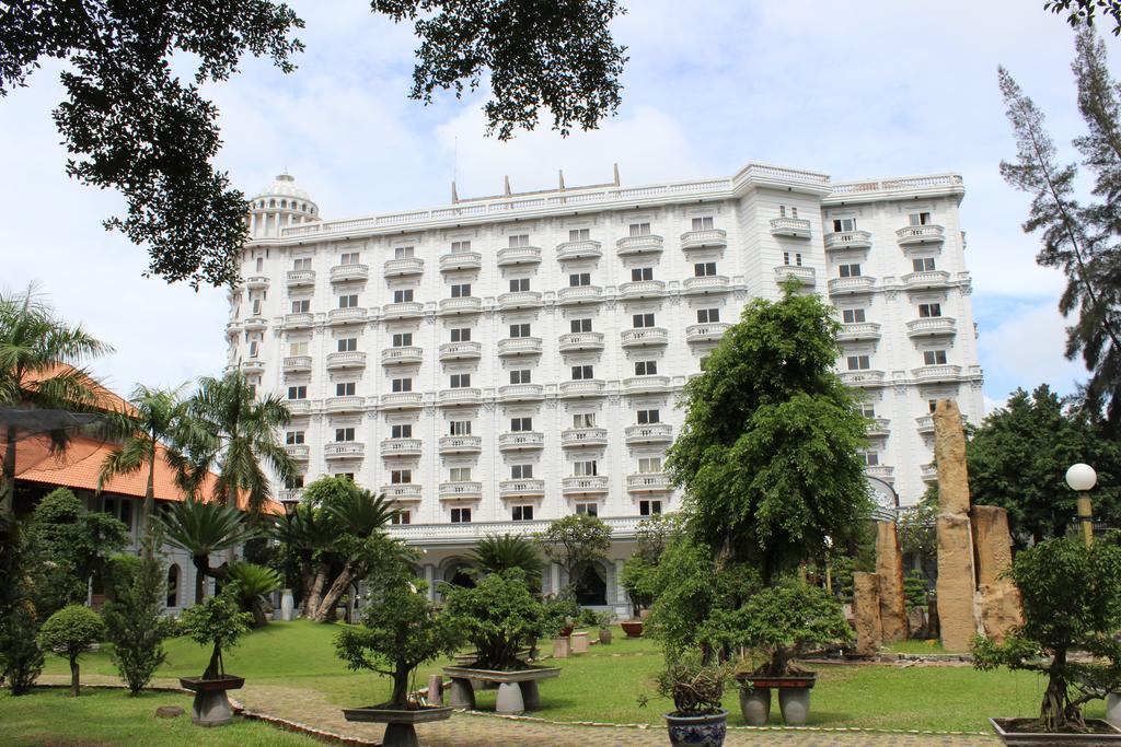 Saigon Park Resort Thuan An Εξωτερικό φωτογραφία